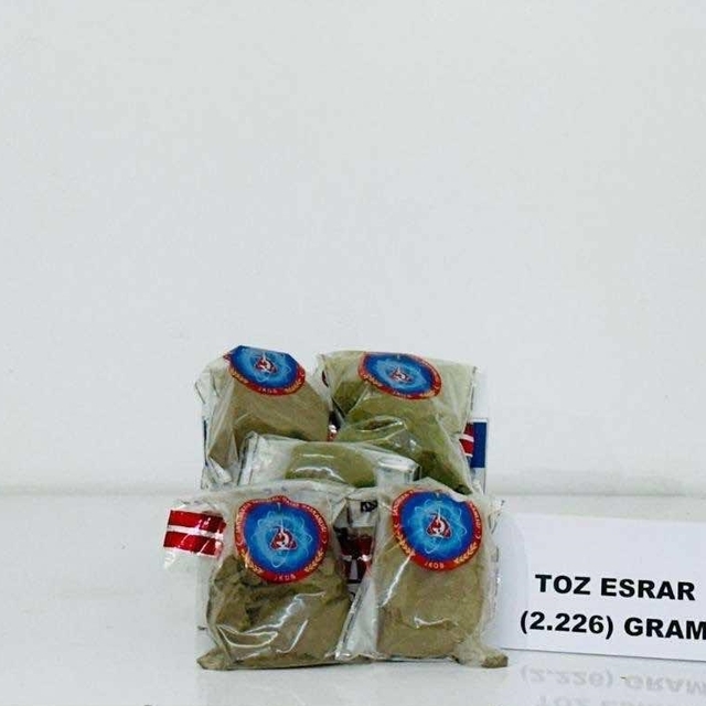 Bingöl'de 3 kilo 257 gram esrar ele geçirildi