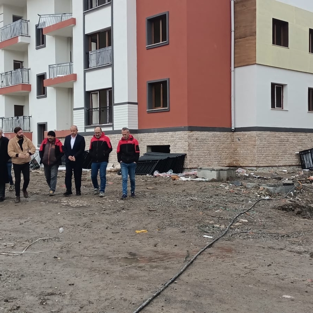 Hüyük Belediye Başkanı Sefer, TOKİ inşaatlarını ziyaret etti