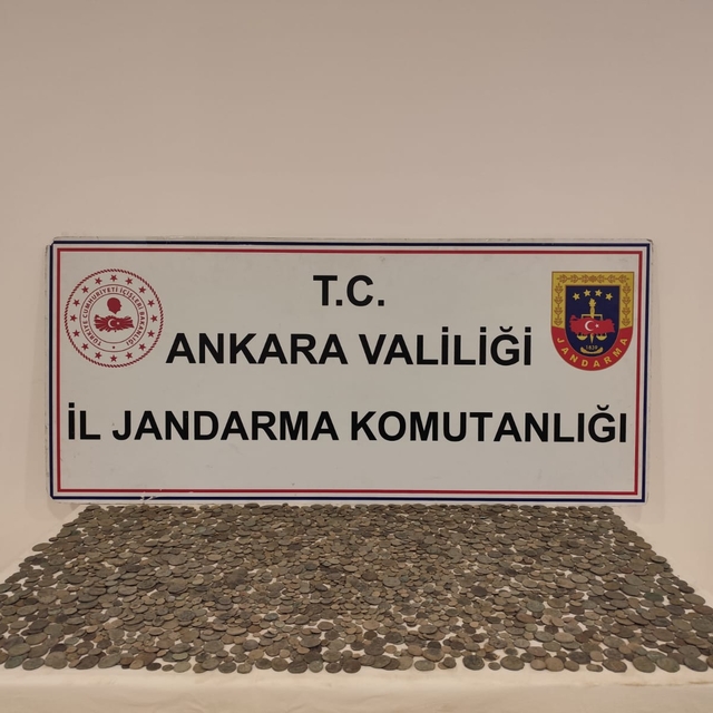 Başkentte tarihi eser kaçakçılığı yaptığı iddia edilen 2 şüpheli yakalandı