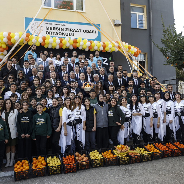 Mersin'de öğrencilere narenciyenin önemi anlatıldı