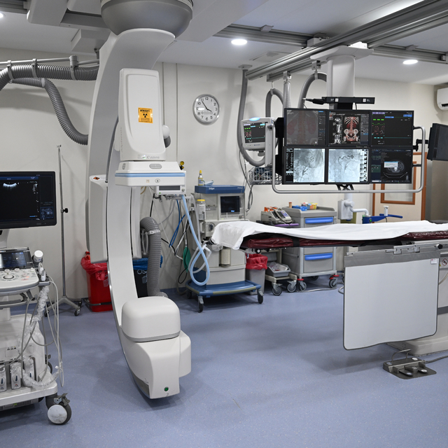 Kayserili hayırsever iş insanından üniversite hastanesine 30 milyon liralık...