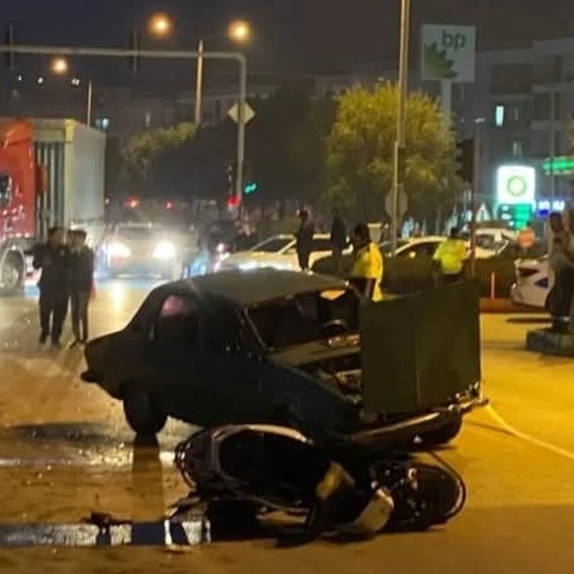 Antalya'da otomobil ile motosiklet çarpıştı, 1 kişi öldü, 4 kişi yaralandı