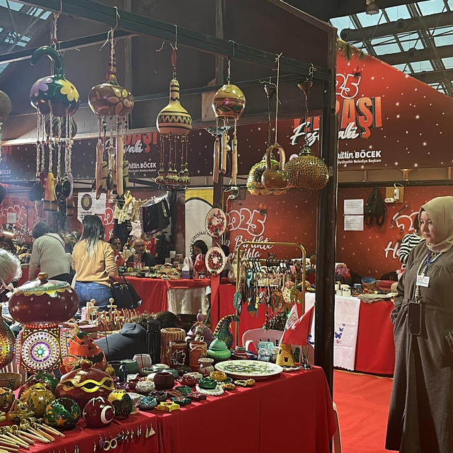 Antalya'da düzenlenen "Yılbaşı Festivali" başladı