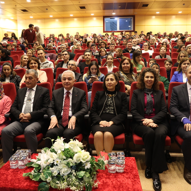 Türk Armoni Yıldızları Orkestrası Kırklareli'nde sahne aldı