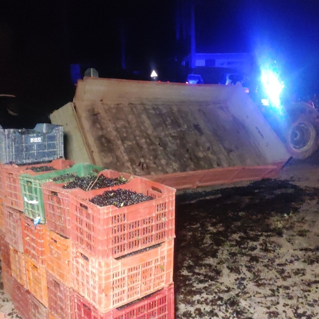 Orhangazi'de zincirleme trafik kazasında otomobil sürücüsü yaralandı