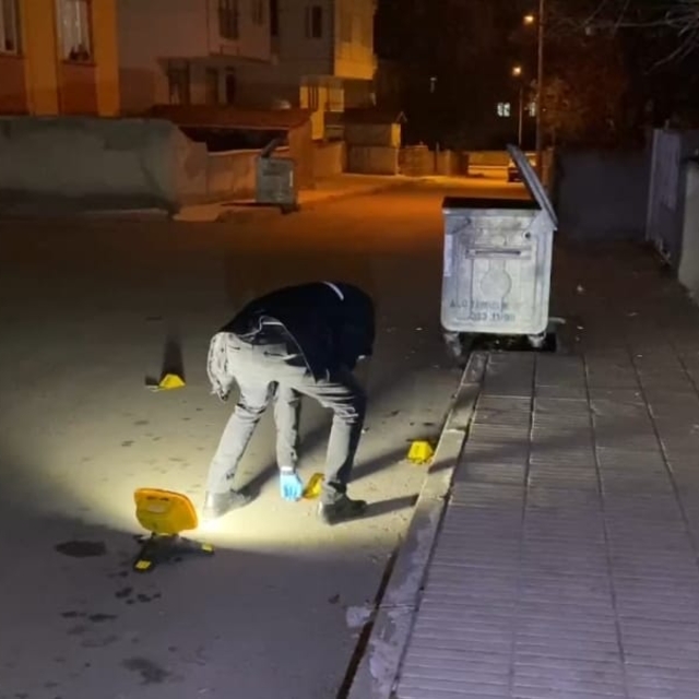 Çorum'da sokakta rastgele ateş eden kişi ya da kişiler aranıyor
