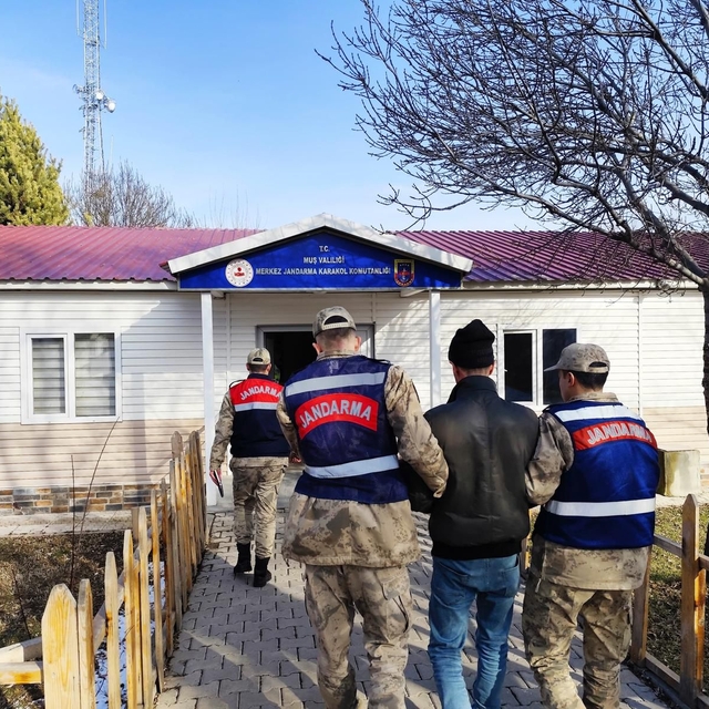 Muş'ta kız çocuğunun "yorgun mermi" sonucu ölümüne ilişkin 1 şüpheli tutukl...