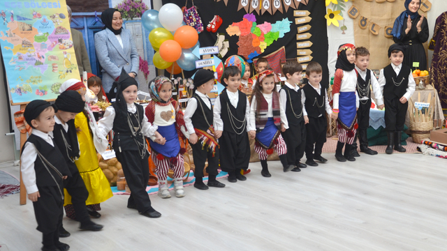 Karamürsel'de Tutum, Yatırım ve Türk Malları Haftası kutlandı