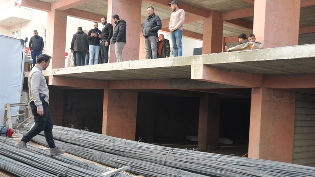 Mardin'de inşaattan düşen işçi öldü