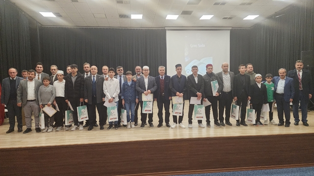 Suluova'da "Genç Sada Kur'an-ı Kerim'i Güzel Okuma İl Yarışması" düzenlendi
