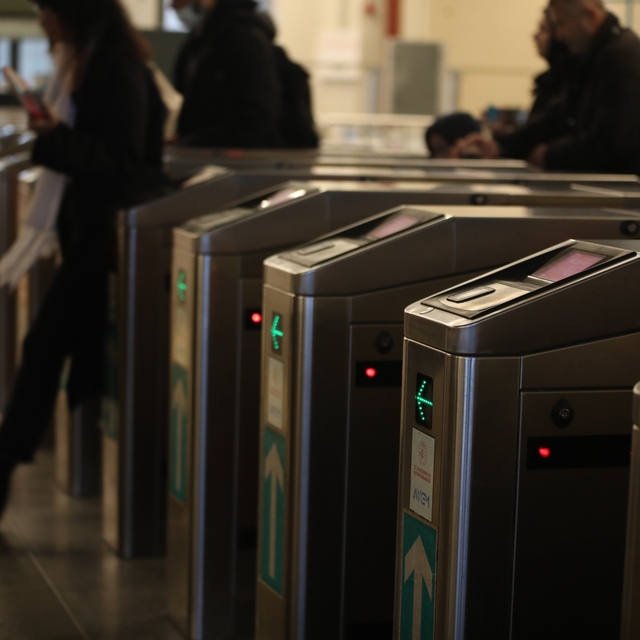 Marmaray bir günde 743 bin 596 yolcu taşıyarak rekor tazeledi