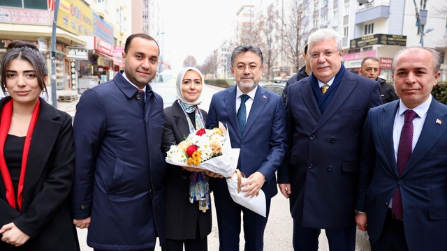 Tarım ve Orman Bakanı Yumaklı, AK Parti Çankırı İl Başkanlığını ziyaret etti