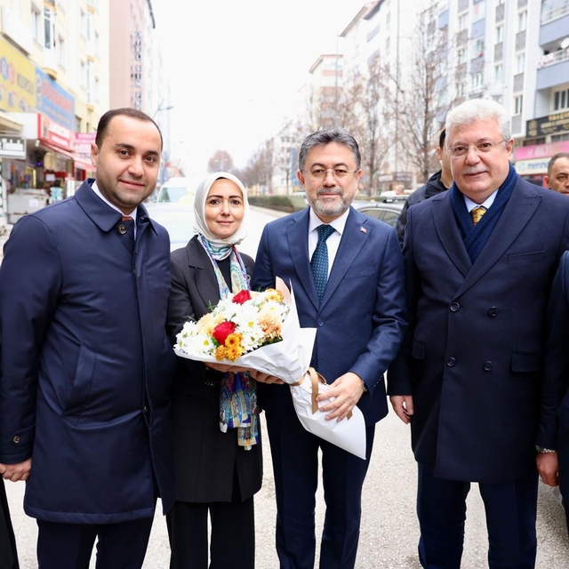 Tarım ve Orman Bakanı Yumaklı, AK Parti Çankırı İl Başkanlığını ziyaret ett...