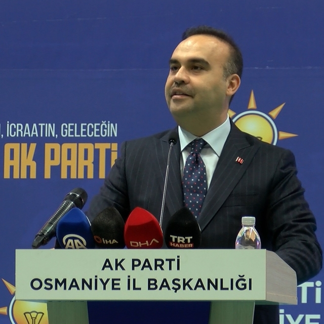 Bakan Kacır: Türk milleti, gökyüzüne imzasını attı