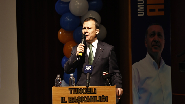 AK Parti'li Şahin, partisinin Tunceli 8. Olağan İl Kongresi'nde konuştu: