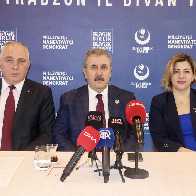 BBP Genel Başkanı Mustafa Destici, Trabzon'da konuştu: