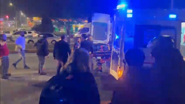 Belediyenin sulama tankeri çarptı; ağır yaralandı