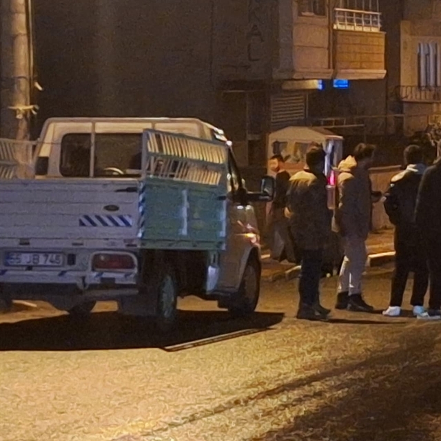 Samsun'da bıçaklı kavgada 1 kişi yaralandı