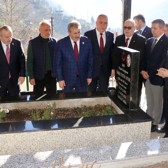 BBP Genel Başkanı Destici, partisinin Karadeniz Çalıştayı'nda konuştu:
