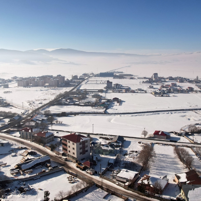 Ardahan Göle'de termometreler gece eksi 24'ü gösterdi