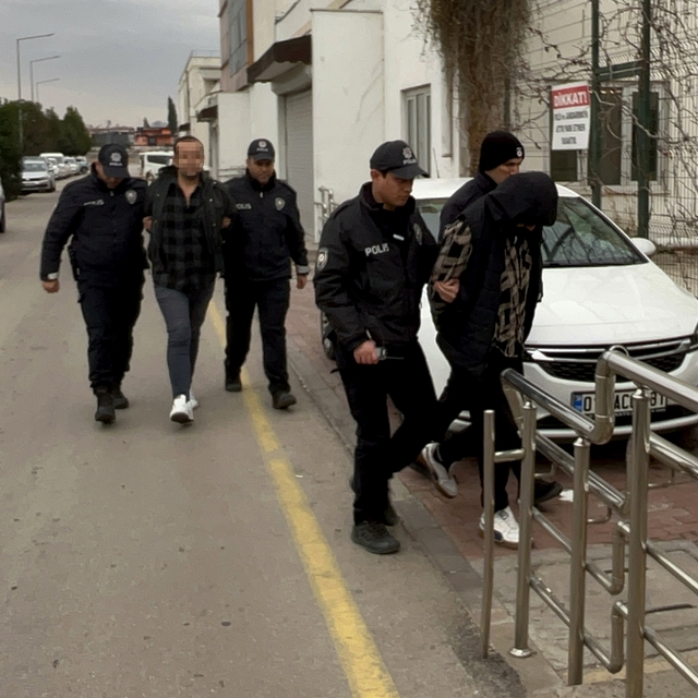 Adana'da 36 aracın lastiğini kesen şüpheli: Kafamız güzeldi, hatırlamıyorum