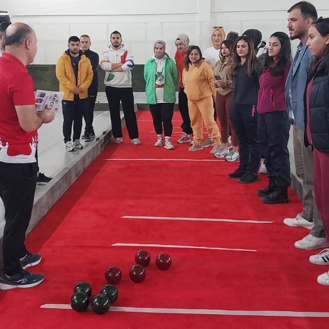 Osmaniye'de bocce yardımcı antrenörlük kursu düzenlendi