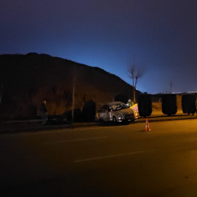 Çorum'da iki otomobilin çarpışması sonucu 2 kişi yaralandı