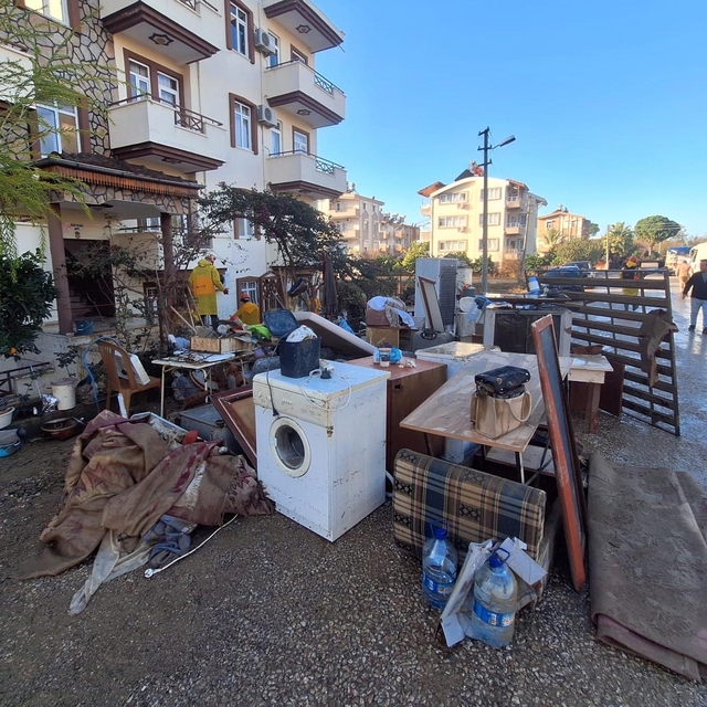 Sel sonrası Manavgat'ta hayat normale dönüyor