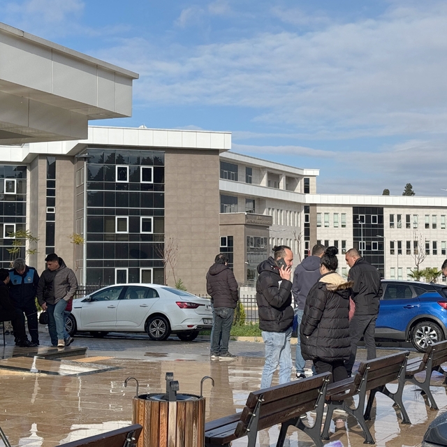 İzmir'de devrilen motosikletin sürücüsü öldü