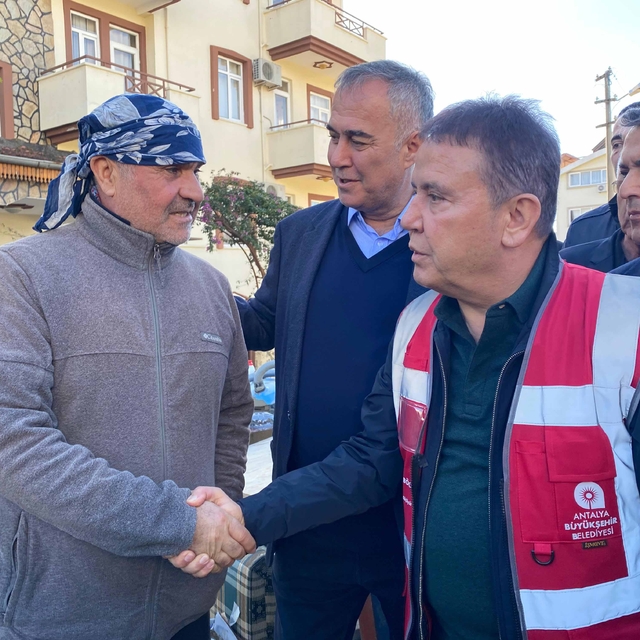 Sel sonrası Manavgat'ta hayat normale dönüyor (2)