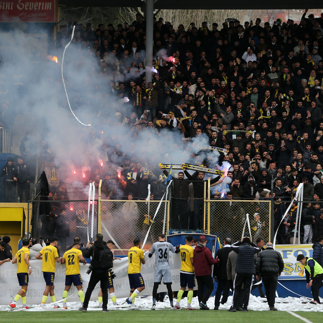 Bitlis'te amatör lig maçında kavga