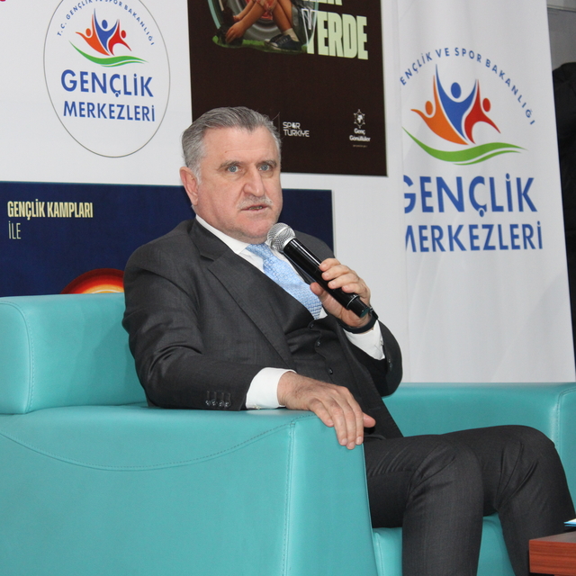 Bakan Bak: Spor kulüpleri ve STK'lar toplumun çimentosudur (2)