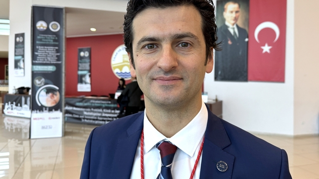 "Biyonik kulak" işitme kaybı yaşayan hastalara umut oluyor