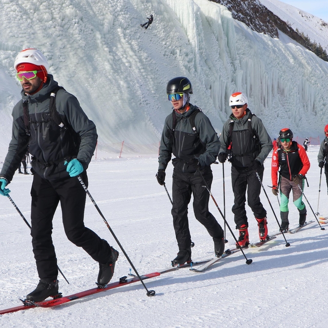 Adrenalin tutkunlarının vazgeçilmezi Palandöken cıvıl cıvıl