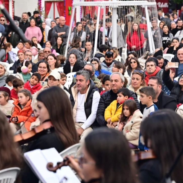 Kepez'de "Yılbaşı Festivali" düzenlendi