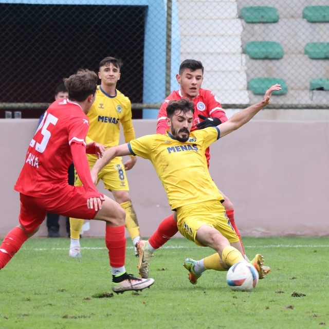 Menemen FK galibiyete hasret kaldı