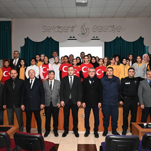 Seydişehir'de Mehmet Akif Ersoy anıldı