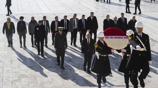Türkiye Haber Kameramanları Derneği'nin yeni yönetimi Anıtkabir'i ziyaret etti