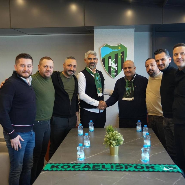 Kocaelispor'un yeni teknik direktörü İsmet Taşdemir oldu