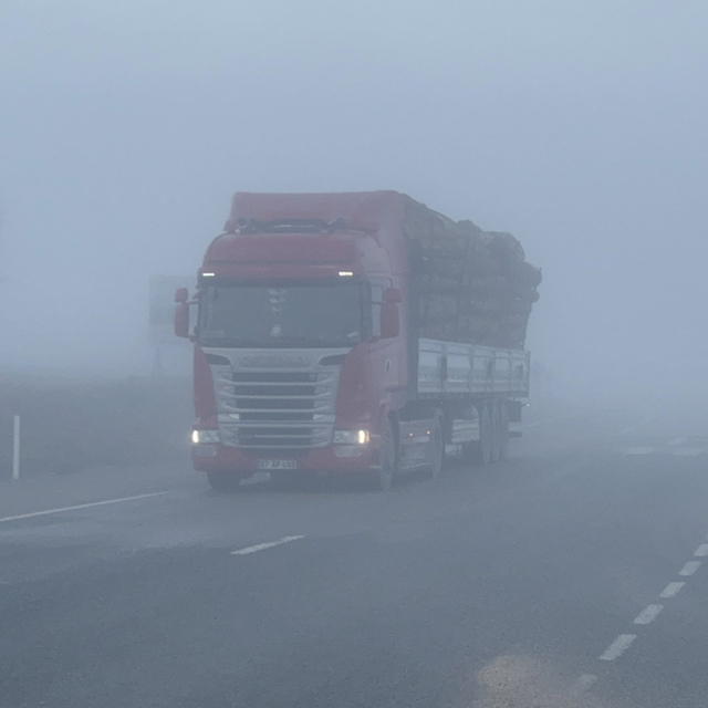Kastamonu'da sis ulaşımı olumsuz etkiliyor