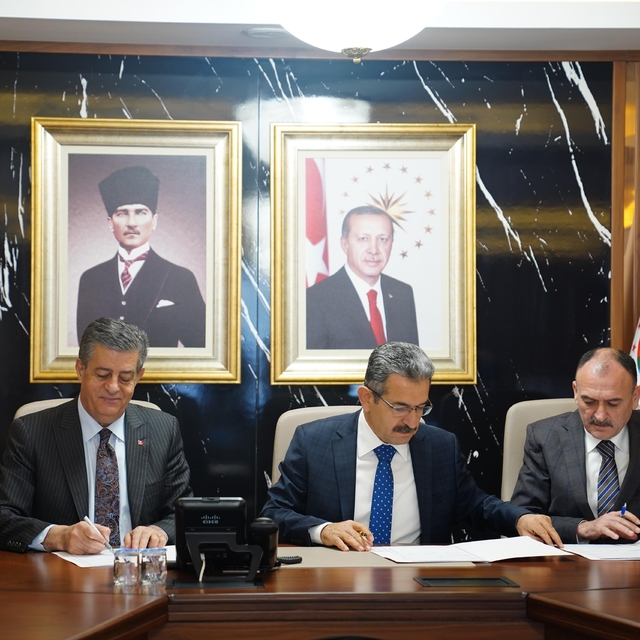 Şırnak'ta "Akran Farkındalığı Akademisi Projesi" kapsamında protokol imzala...