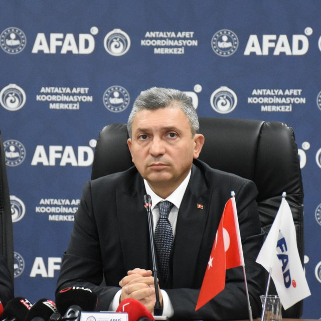 Antalya'da taşımalı eğitime 1 gün ara verildi