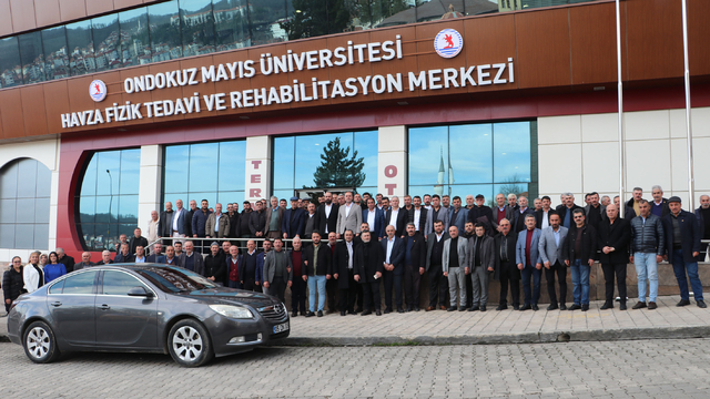 AK Parti İlçe Başkanı Pekşen sivil toplum kuruluşu temsilcileri ve muhtarlarla buluştu