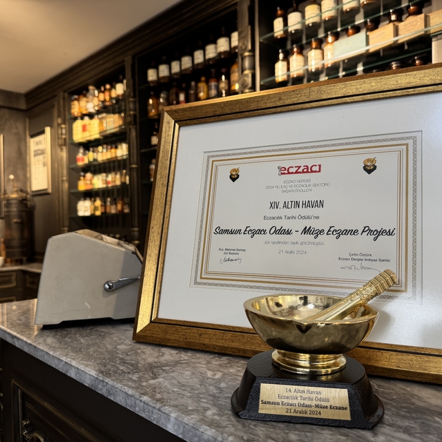 Karadeniz'de ilk olan 'Müze Eczane'ye ödül