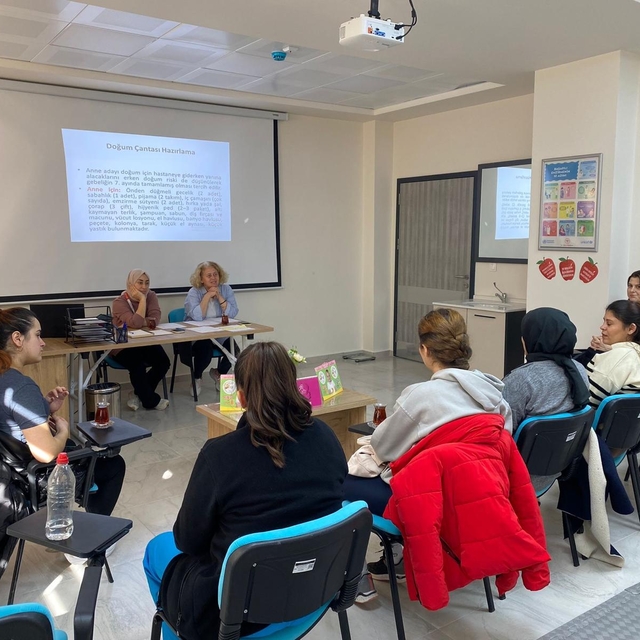 Bilecik'te "Gebe Bilgilendirme Sınıfı Eğitimleri" başladı