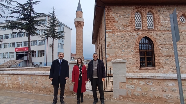 Bursa Vakıflar Bölge Müdürü Haluk Yıldız'dan Kara Mustafa Paşa Camiinde İnceleme