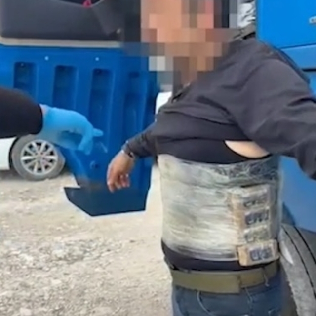 Edirne'de sınır kapısında uyuşturucuyla yakalanan tırın sürücüsü tutuklandı