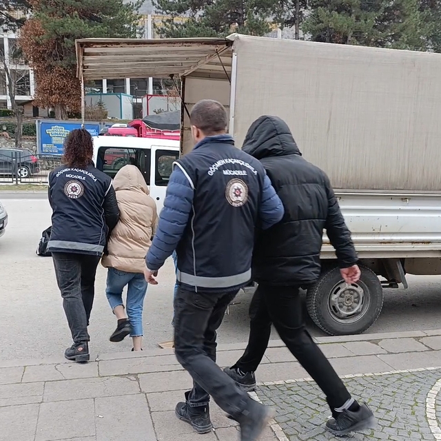 Amasya'da göçmen kaçakçılığı yaptıkları iddiasıyla 2 zanlı tutuklandı