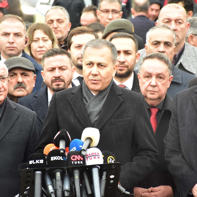 Balıkesir'de mühimmat fabrikasında patlama; 11 ölü, 7 yaralı (3)