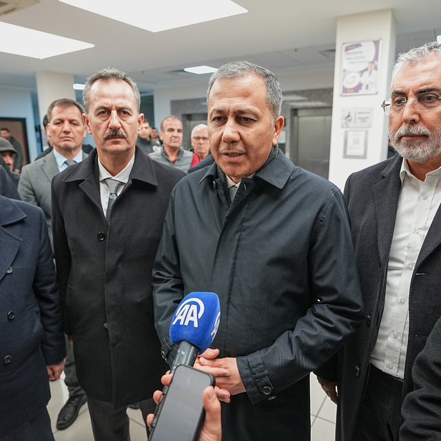 Bakanlar Yerlikaya, Işıkhan ve Güler, Balıkesir'deki patlamada yaralananlar...